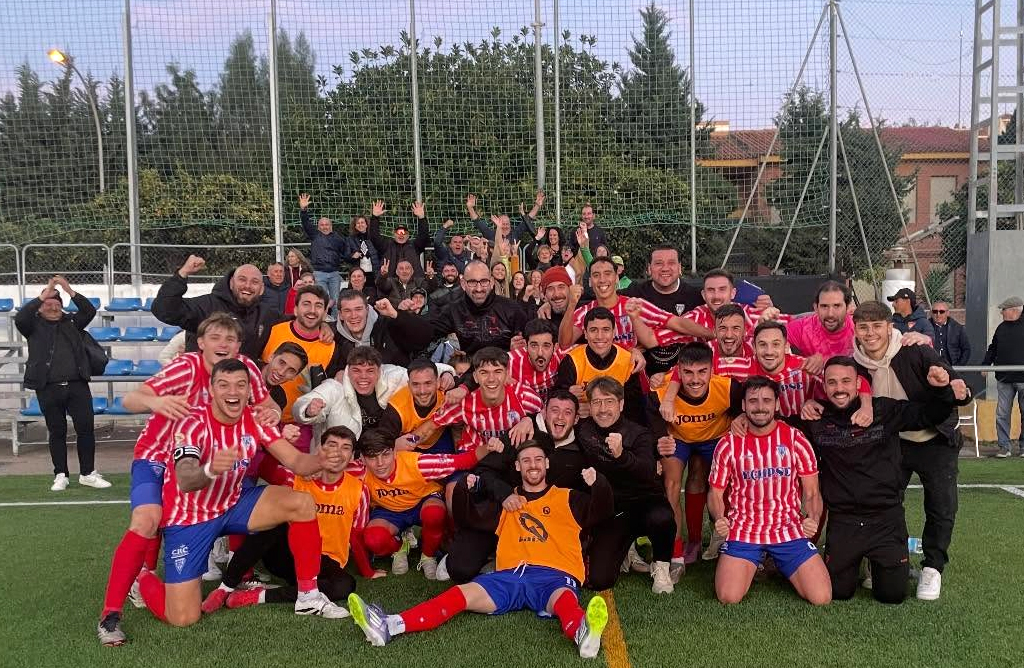 El Ol�mpico de Totana sigue imparable y se a�pa a la segunda posici�n de la tabla